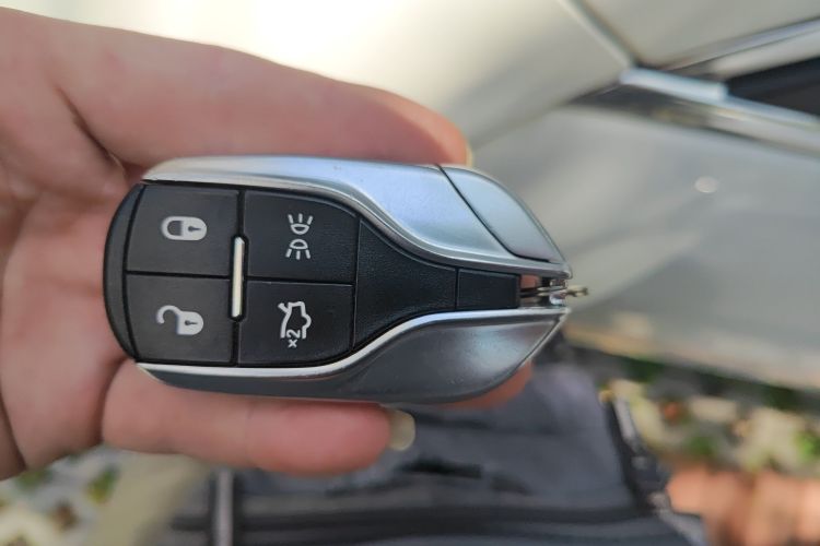 玛莎拉蒂 Ghibli 2014款 3.0T 标准版中控内饰7001