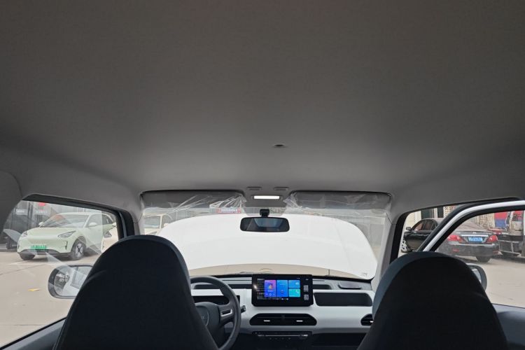 吉利银河 2024款 熊猫mini 200km 耐力熊中控内饰22