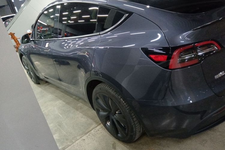 特斯拉 Model Y 2022款 改款 后轮驱动版车身外观6003