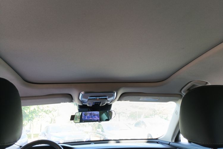 红旗H5 2023款 2.0T 自动智联旗畅版中控内饰22