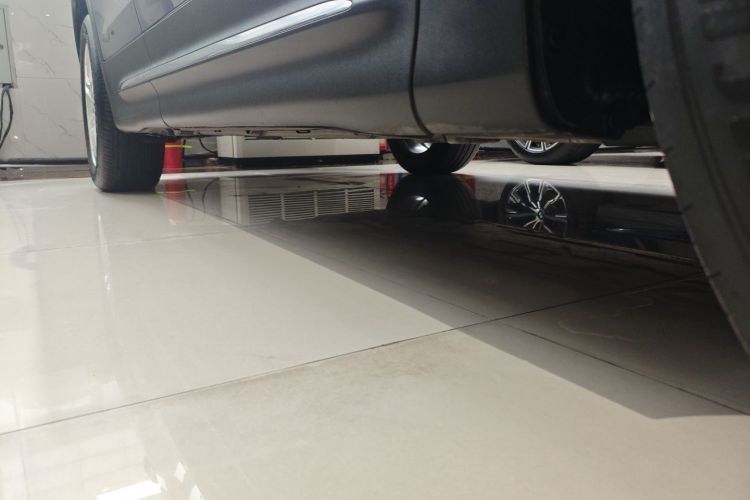 奔驰GLB 2020款 改款 GLB 200 动感型局部细节9001