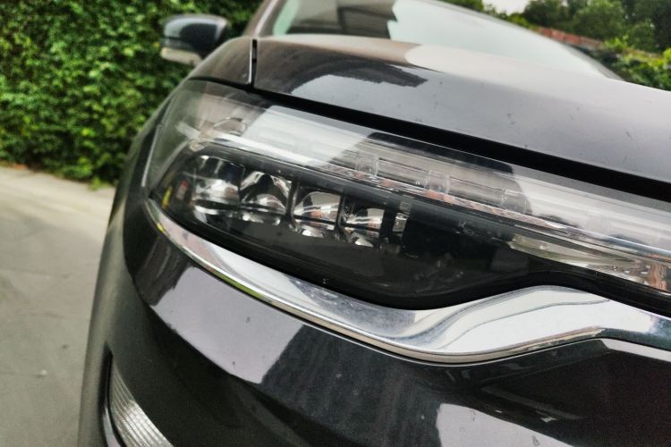 Jeep 大指挥官 2018款 2.0T 四驱尊享导航版 国V车身外观8