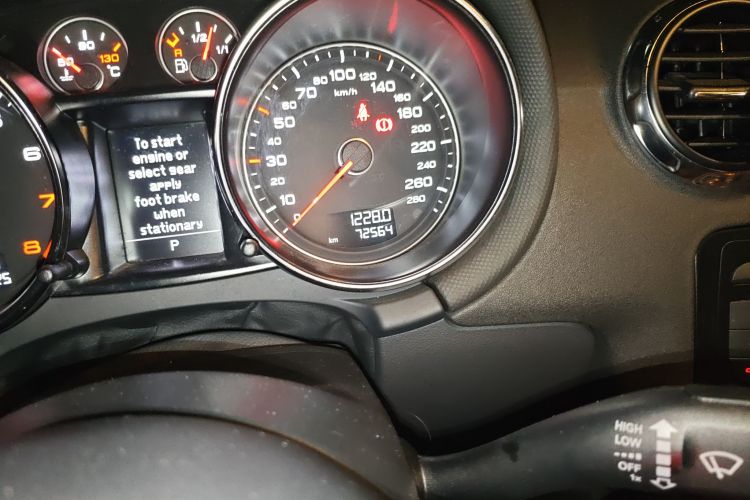 奥迪TT 2010款 TT 2.0TFSI典藏版中控内饰15