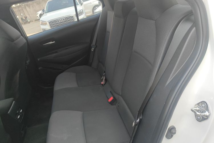 丰田 雷凌 2021款 185T CVT豪华版中控内饰21