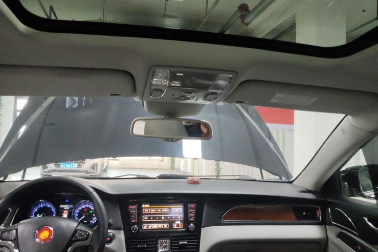 红旗H7 2015款 3.0L 豪华型中控内饰22