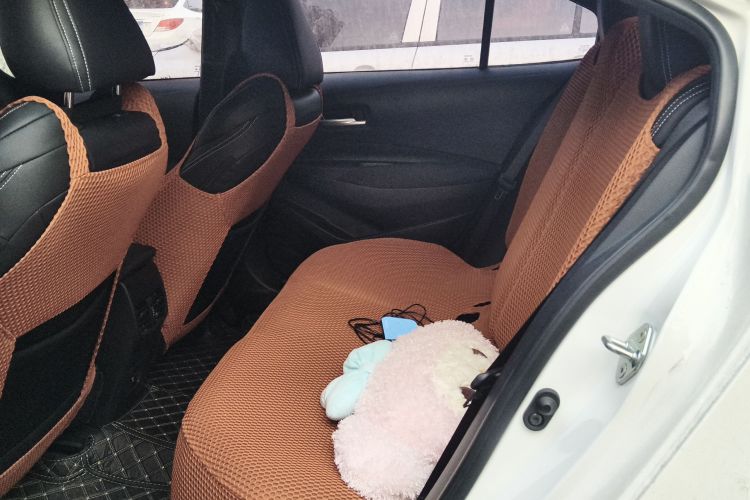 丰田 雷凌 2022款 TNGA 1.5L CVT进取版中控内饰21