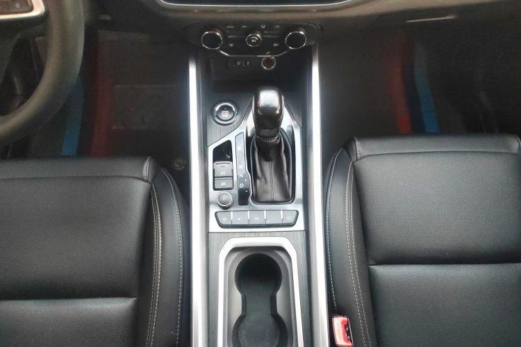 奇瑞 瑞虎8 2018款 1.5TCI 自动豪华型 5座中控内饰18