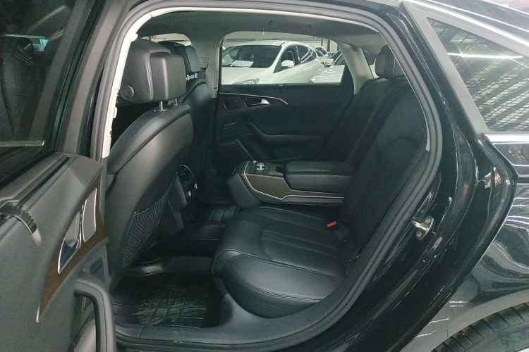 奥迪A6L 2015款 35 FSI quattro 舒适型中控内饰21
