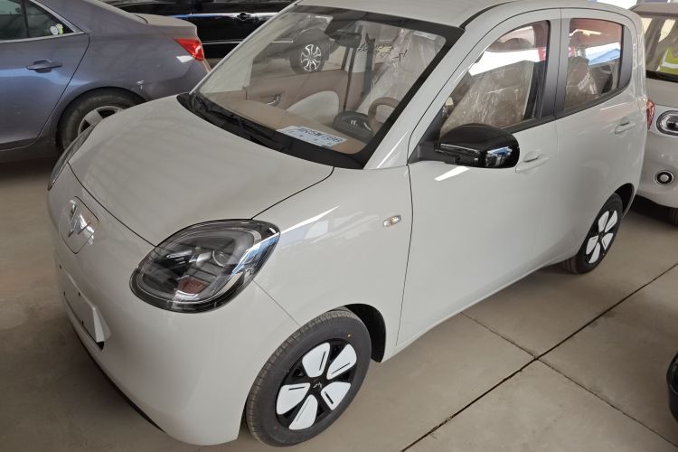 五菱汽车 宏光MINIEV 2025款 四门版 进阶款车身外观4