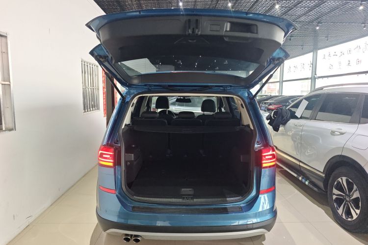 大众 2018款 途安L 280TSI DSG拓界版 7座 国V机舱底盘23