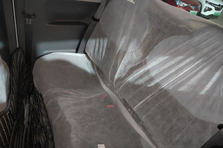 吉利银河 2024款 熊猫mini 200km 耐力熊中控内饰21