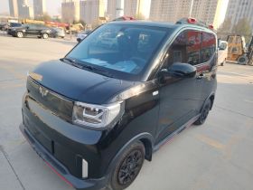 五菱汽车 宏光MINIEV 2022款 GAMEBOY 200km 玩咖款 磷酸铁锂