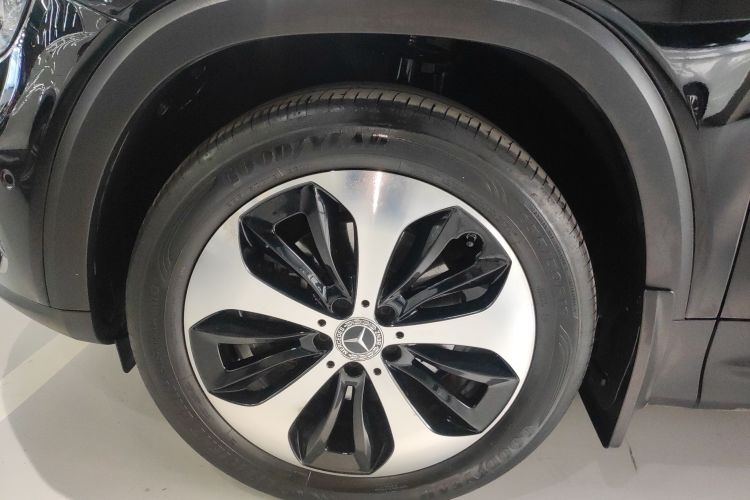 奔驰GLB 2022款 GLB 220 4MATIC车身外观6005