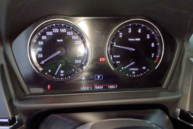 宝马1系 2017款 118i 运动型局部细节14