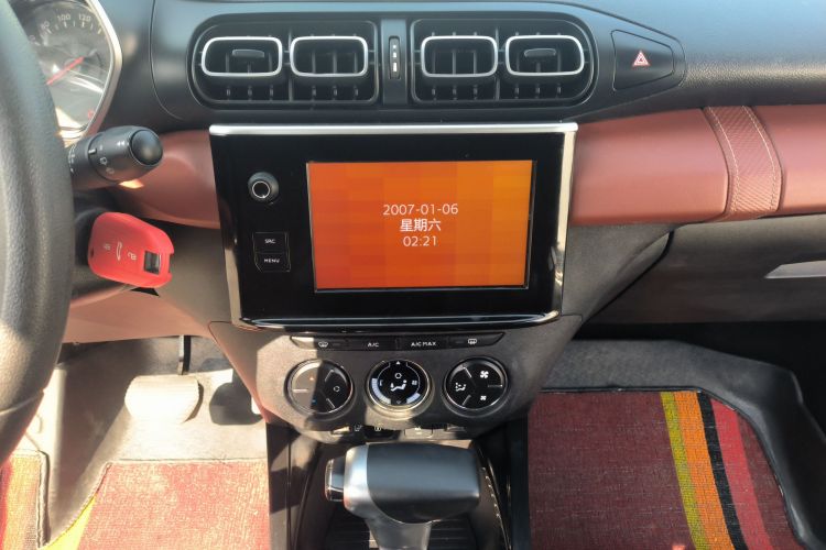 雪铁龙C3-XR 2019款 230THP DCT越动版中控内饰16