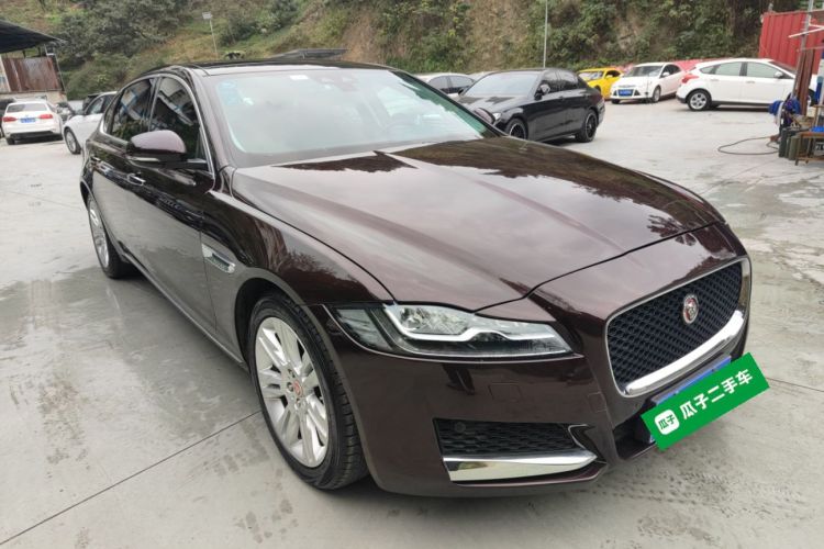 捷豹XFL 2018款 XFL 2.0T 250PS 豪华版车身外观3