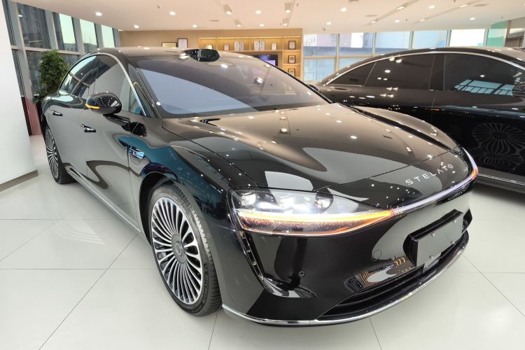 鸿蒙智行 享界S9 2024款 纯电 Ultra 四驱旗舰版车身外观3