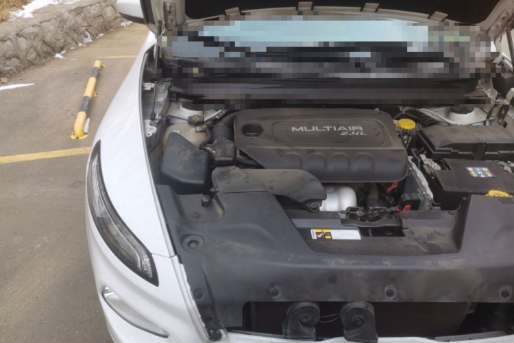 Jeep 自由光 2016款 2.4L 75周年致敬版局部细节9006