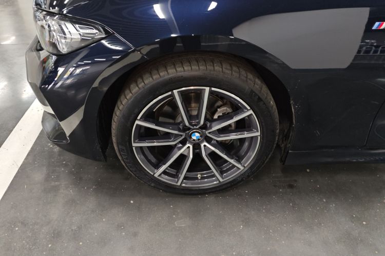 宝马3系 2025款 325Li M运动套装车身外观6007