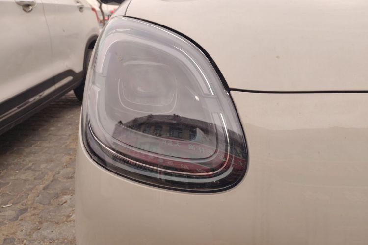 五菱汽车 宏光MINIEV 2025款 四门版 进阶款车身外观8