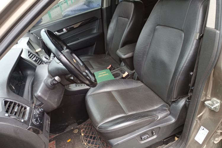 雪佛兰 科帕奇 2015款 2.4L 四驱旗舰版 7座中控内饰19