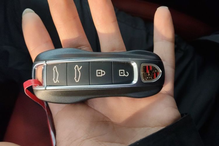 保时捷 2022款 Taycan中控内饰11