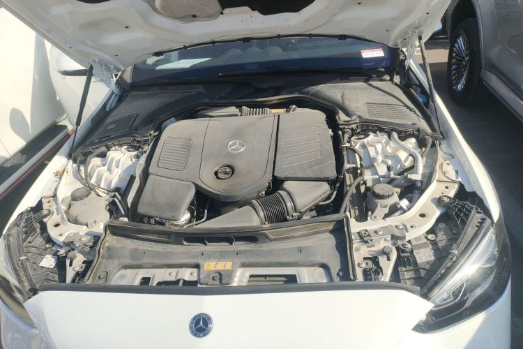 奔驰C级 2024款 改款 C 260 L 运动版机舱底盘24