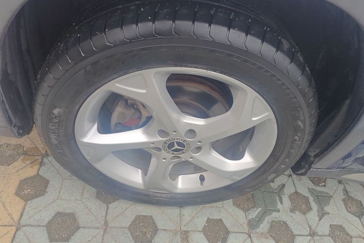 奔驰GLA 2019款 GLA 200 动感型车身外观6002