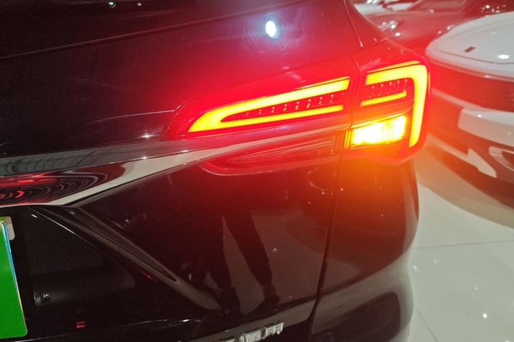 别克 昂科威 2020款 20T 两驱豪华型车身外观6006