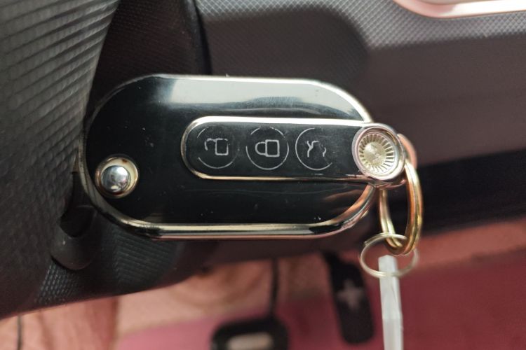 五菱汽车 宏光MINIEV 2022款 马卡龙臻享款 三元锂中控内饰11