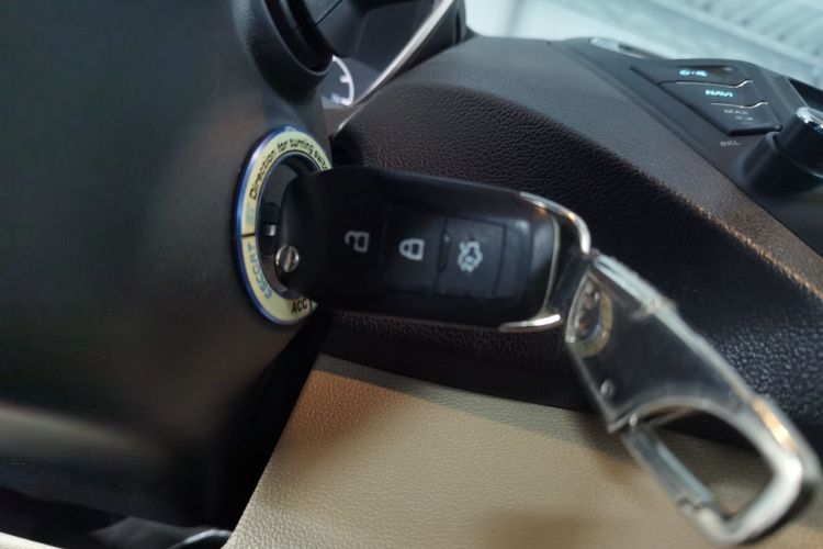 福特 福睿斯 2015款 1.5L 自动舒适型中控内饰7001