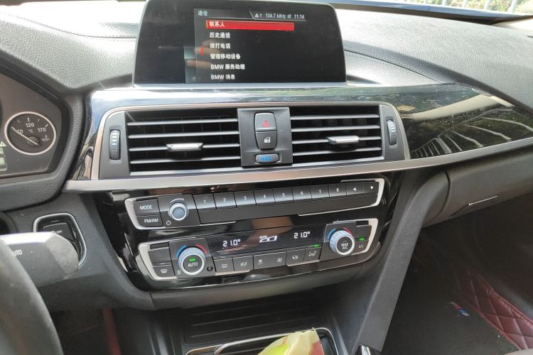宝马3系 2018款 320Li 时尚型中控内饰16