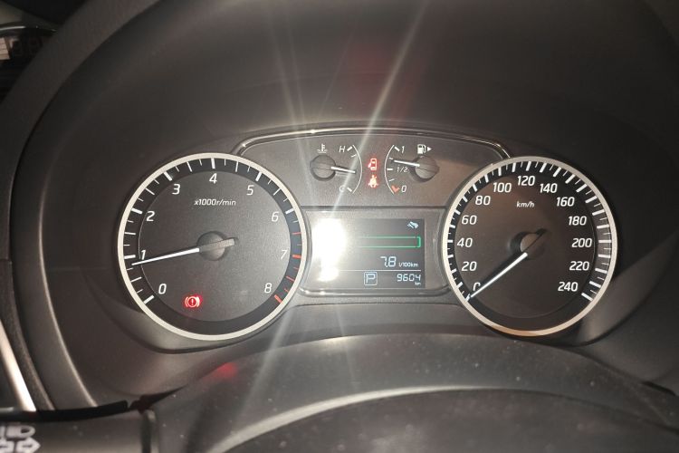 日产 轩逸 2024款 经典 1.6XL CVT豪华版中控内饰14