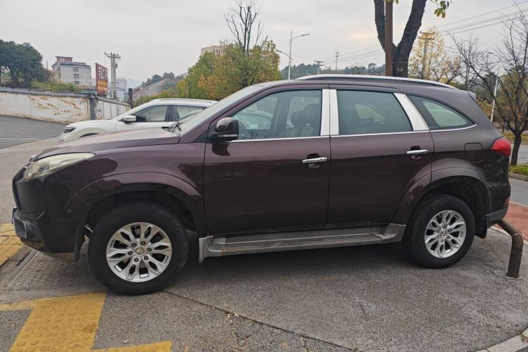 江铃 驭胜S350 2016款 2.0T 自动两驱汽油超豪华版5座车身外观4