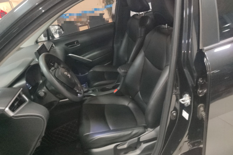 丰田 卡罗拉锐放 2022款 2.0L 先锋版局部细节19