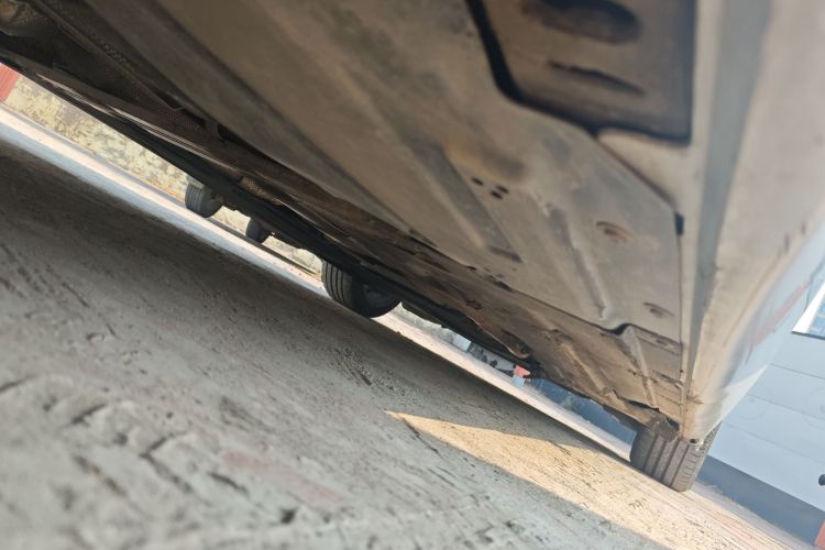 宝马3系 2022款 改款 325Li M运动套装局部细节9002