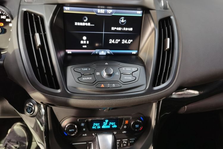 福特 翼虎 2015款 2.0L GTDi 四驱运动型中控内饰16