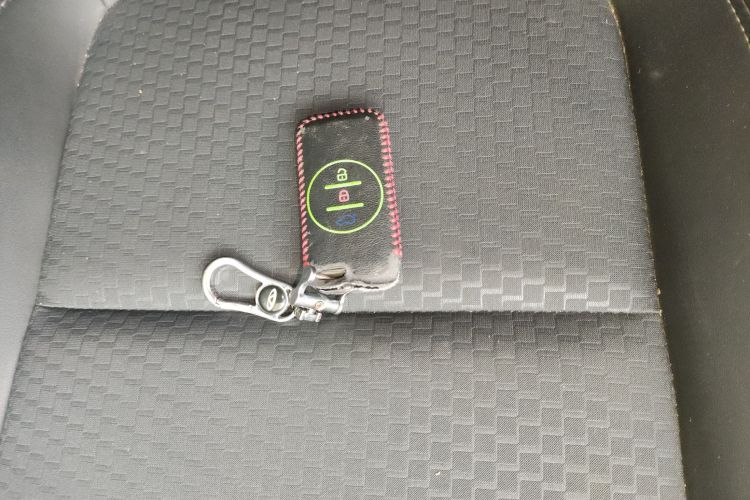 奇瑞 瑞虎5x 2020款 1.5L 手动时尚版中控内饰11