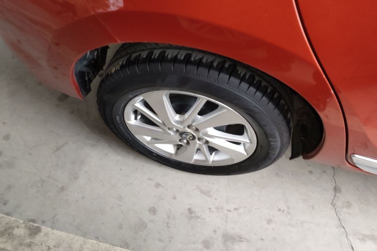 丰田 YARiS L 致炫 2016款 改款 1.5E CVT魅动版车身外观6008