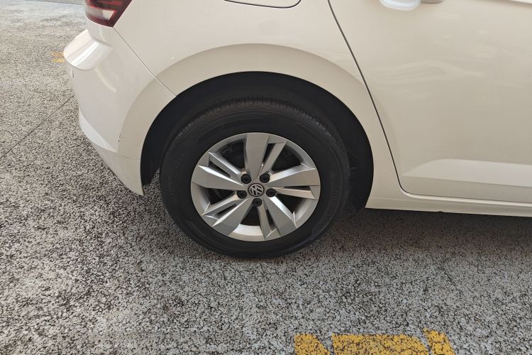 大众 Polo 2019款 Plus 1.5L 自动全景乐享版车身外观6008