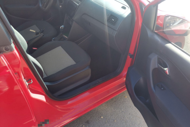 大众 Polo 2016款 1.4L 自动风尚型局部细节9005