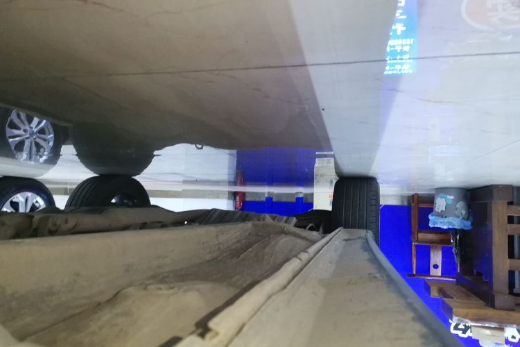 三菱 欧蓝德 2018款 2.4L 四驱豪华版 7座局部细节9001