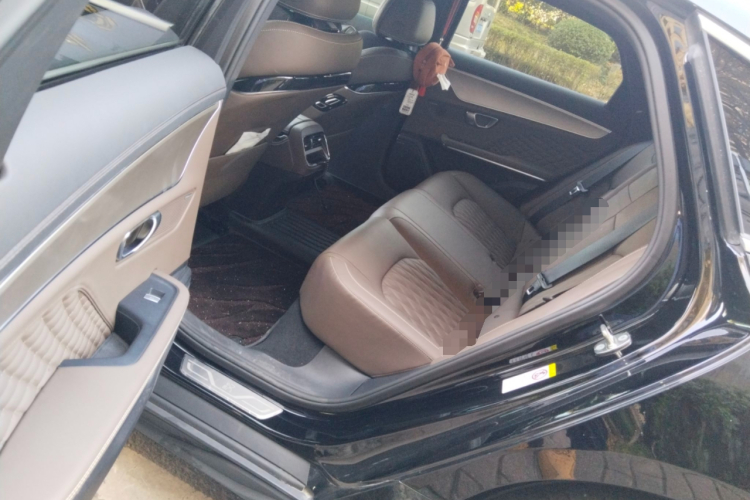 比亚迪 汉 2022款 DM-i 121KM 尊荣型中控内饰21