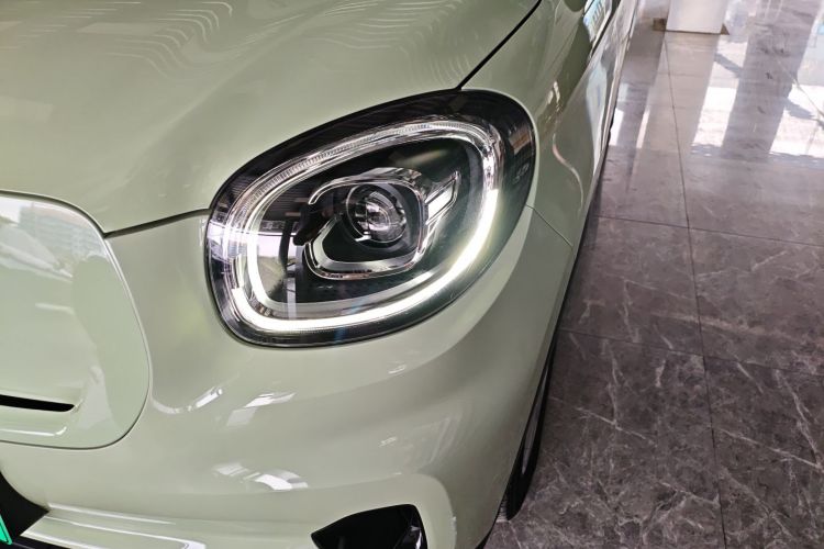 零跑汽车 零跑T03 2022款 耀金版局部细节36