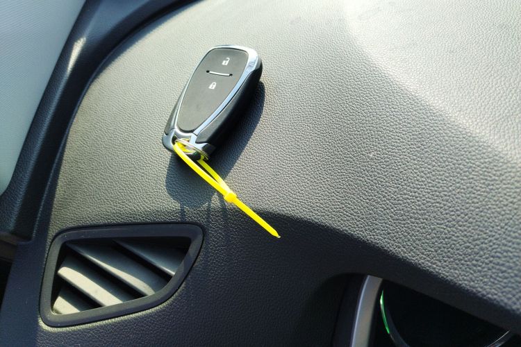 雪佛兰 沃兰多 2018款 Redline 530T 自动纵享版（5+2款） 国V中控内饰7001