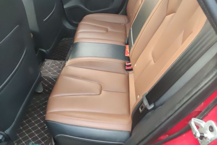 名爵 锐行 2016款 1.5L 自动超值豪华版中控内饰21