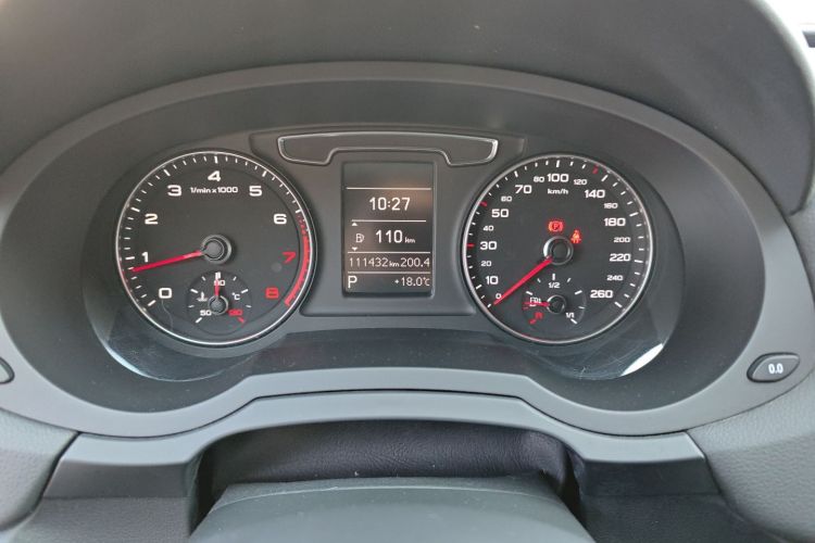 奥迪Q3 2016款 30 TFSI 风尚型中控内饰14