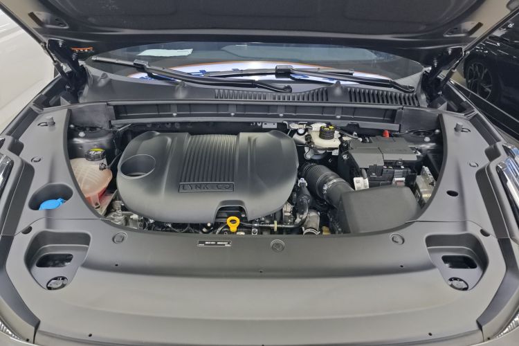 领克03 2025款 1.5TD DCT冠军版Pro机舱底盘24