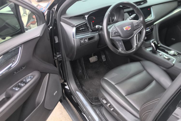 凯迪拉克XT5 2021款 28T 豪华型中控内饰20