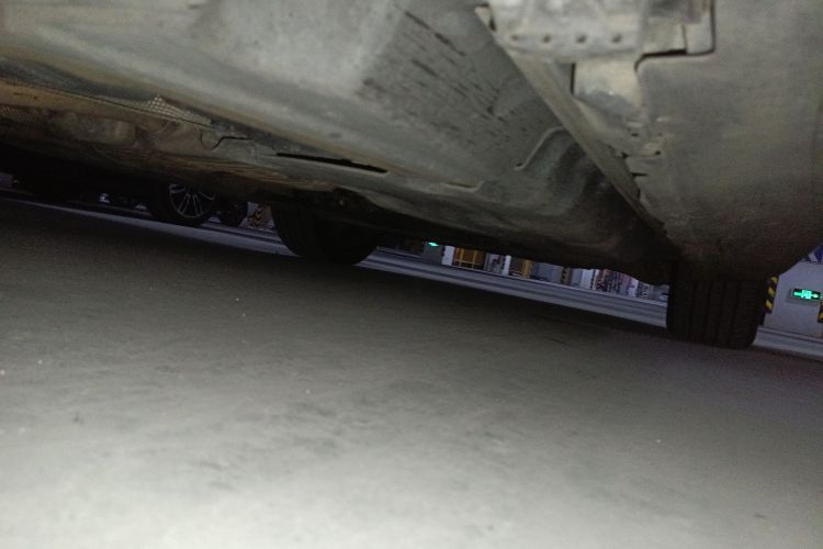 奔驰M级 2012款 ML 350 豪华型局部细节9002